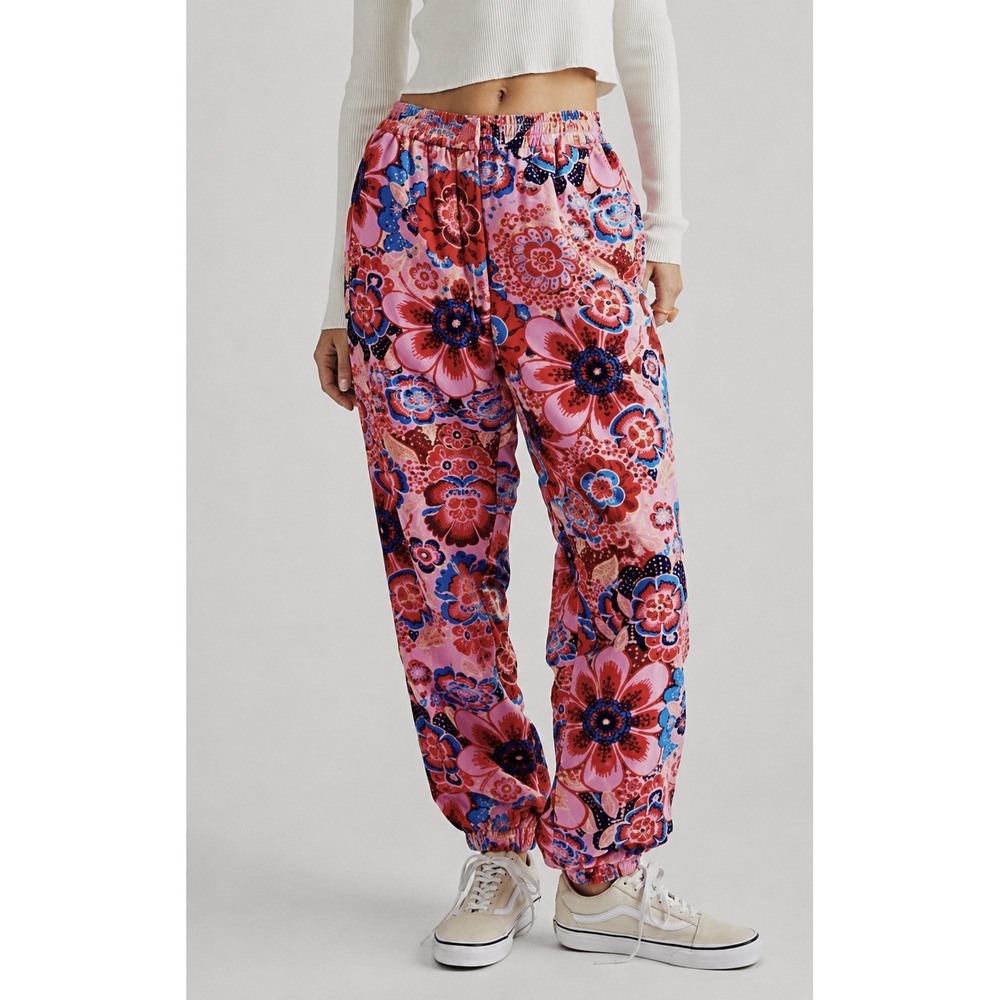 Free People Floral Velvet Burnout Jogger Pants Pink Boho Festival Artsy Size M